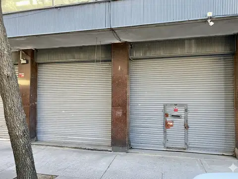 Venta local comercial en Balvanera, Viamonte 2900