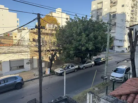 Departamento en Alquiler en Caseros, $ 560.000