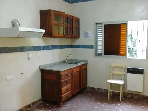 Casa en Alquiler en San Lorenzo, $ 800.000