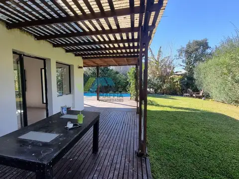 Casa en Venta en La Cuesta, USD 145.000