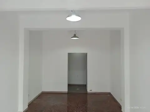 Local en Alquiler en Tablada, $ 400.000