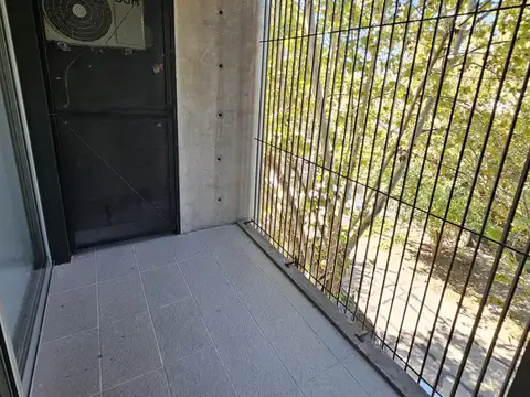 EXCELENTE 2 AMB A ESTRENAR