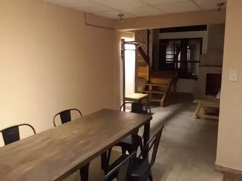 Casa con departamento independiente