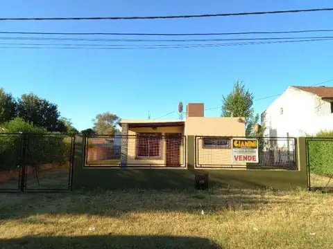 Casa - Venta - Argentina, Villa Gesell - 105 Cortada  2292