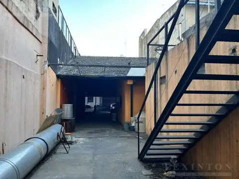 IMPORTANTE LOCAL LOTE PROPIO APTO TODO DESTINO. CORAZON DE PALERMO HOLYWOOD.