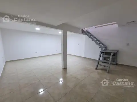 Depto Tipo Casa en Alquiler de 1 dormitorio