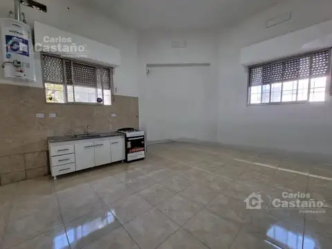 Depto Tipo Casa en Alquiler de 2 ambientes