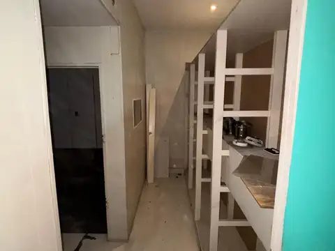 Local en Alquiler Via Púb.