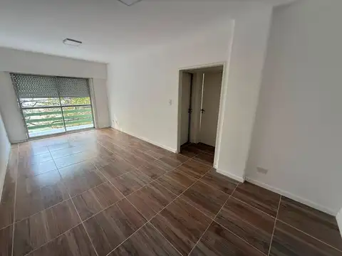 Departamento en Alquiler en Zárate, $ 850.000