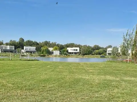 Terreno en Venta de 900,0 m2