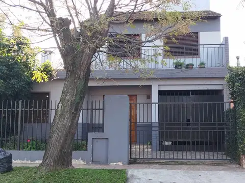 Venta Casa 4 ambientes -  Pablo Nogues, malvinas Argentinas