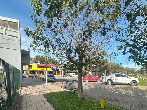 Paseo 110 Bis 300, Piso 1