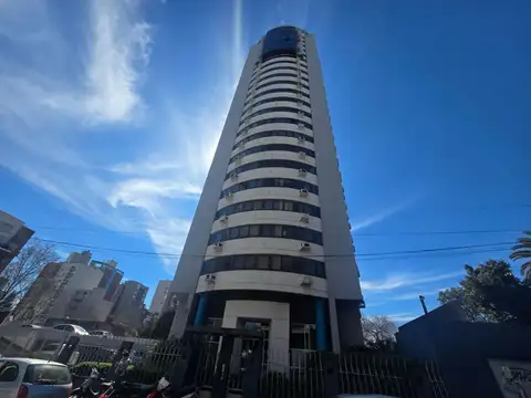 Paunero 800, Piso 1