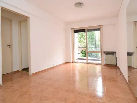 Dos ambientes con balcón en Belgrano.