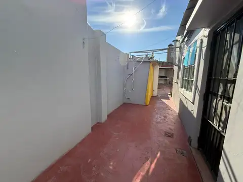 Depto Tipo Casa en Venta de 1 dormitorio