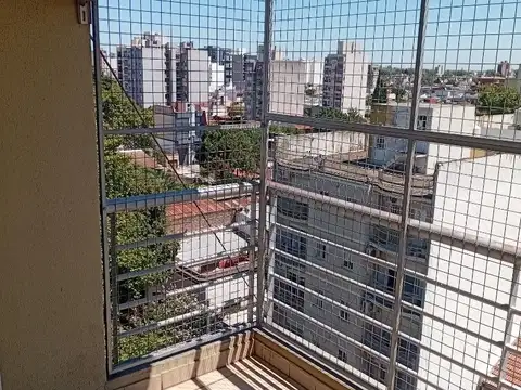 Sabattini 4500, Piso 7