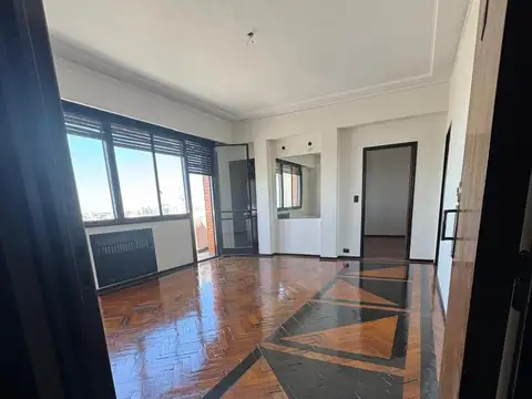 Departamento en Venta de 7 ambientes