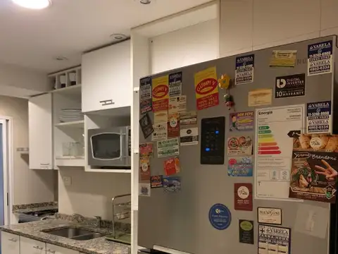 Lafinur 3000, Piso 1