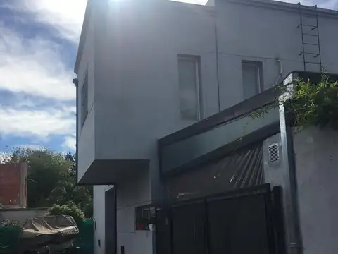 Casa en Alquiler de 3 dormitorios