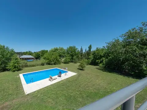 venta casa con pileta en pilar comarca del sol