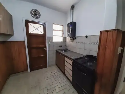 Casa en Alquiler en San Antonio De Padua, $ 900.000