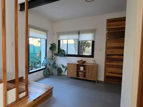 Casa en Venta en Álvarez, USD 220.000