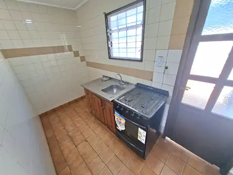 Casa en Alquiler en Tablada, $ 620.000