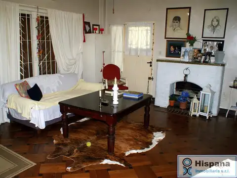 Casa en Venta con 1 cochera