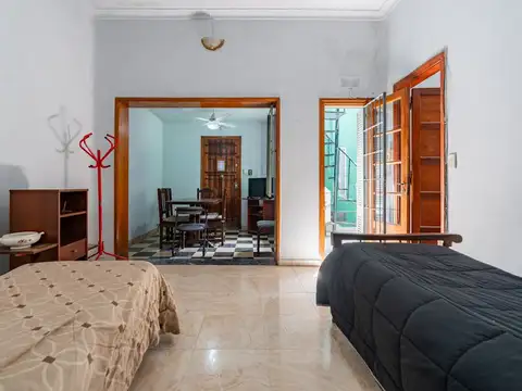 Depto Tipo Casa en Venta de 6 ambientes