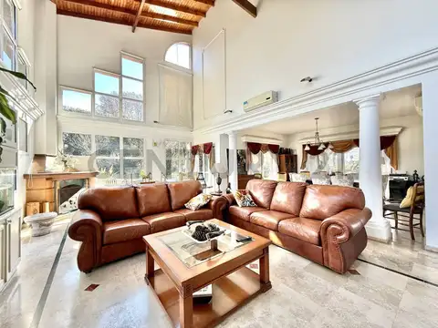 VENTA CASA BARRIO LA TRADICION 6 AMBIENTES APTO CREDITO