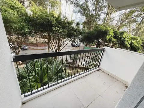 Departamento en Alquiler en Vicente Lopez Vias / Maipu, $ 950.000