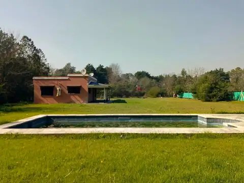 Casa en Barrio El Remanso, Parada Robles, Exaltación de la Cruz