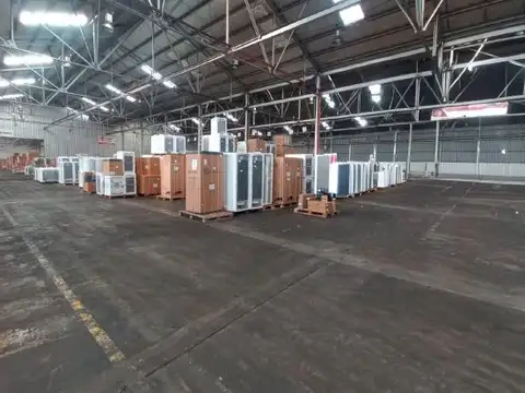 Alquiler Depósito 3.000m2 dentro de predio en Hurlingham