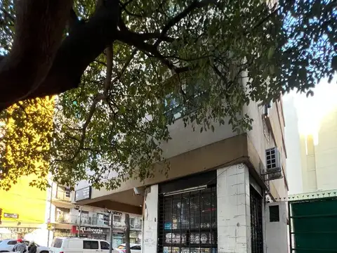 Avenida Directorio 600