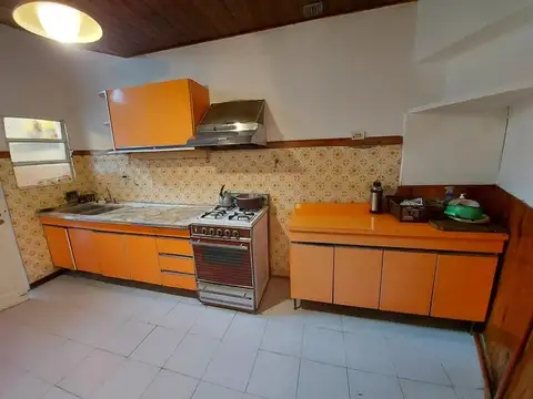 Félix Lora 1000