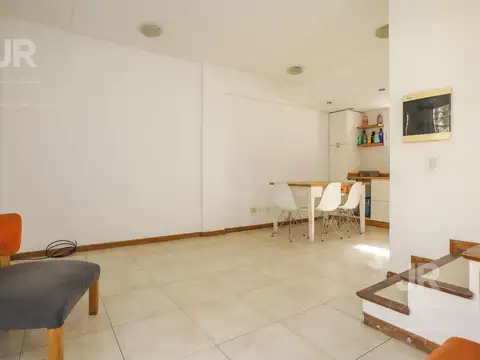 Depto Tipo Casa en Venta 18 años