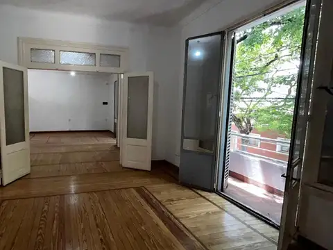 Oficina en Alquiler en Villa del Parque, $ 2.000.000