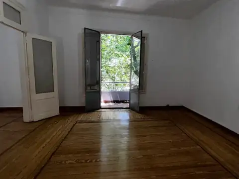 Pedro Lozano 2800, Piso 1