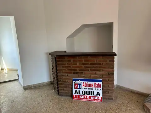 GRAN DEPARTAMENTO EN PLANTA ALTA (único) COMO UNA CASA. VILLA TESEI