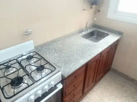 PH 2 AMBIENTES EN ALQUILER FLORESTA CAPITAL FEDERA