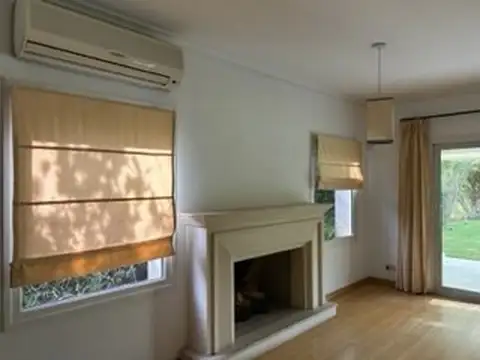 Casa en Alquiler al Norte