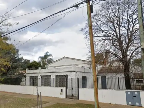 Galpón / deposito de 883 m2  en Barracas - EN VENTA