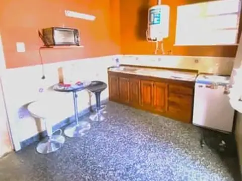 25 de Mayo Nº 380 e/ Alem