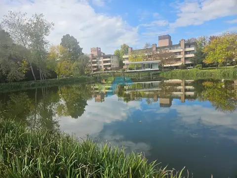 Departamento  en Venta en Villa del Lago, Pilar, G.B.A. Zona Norte