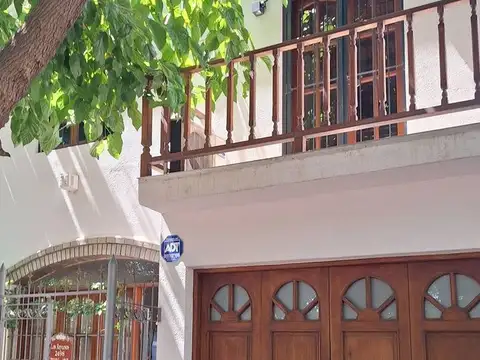 ALQUILER DE CASA TIPO DUPLEX - DORREGO-GUAYMALLEN