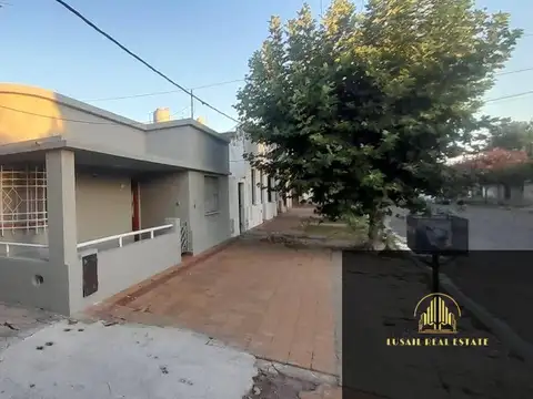 Casa en venta  3 dormitorios c/ cochera en Arroyo Seco