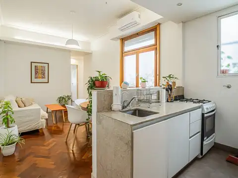 Venta. Tres ambientes refaccionado. Almagro