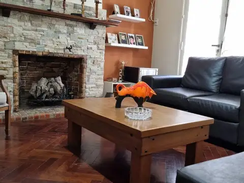 3 ambientes frente cocina y baño remodelado , Impecable 