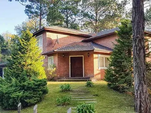 Casa en Carilo