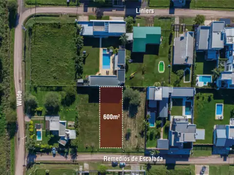 Terreno en Venta 15  mts Fondo